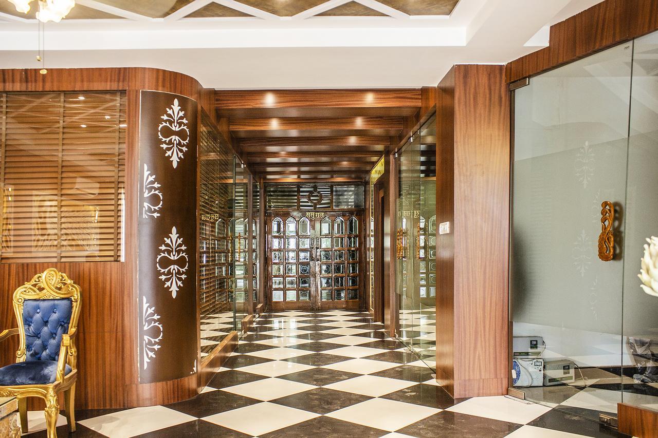 Fabhotel Prime Sarin Inn Heritage Varanasi Exterior photo